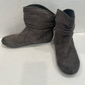 Lower Eastside booties ankle boots suede slouch gray women’s size 8